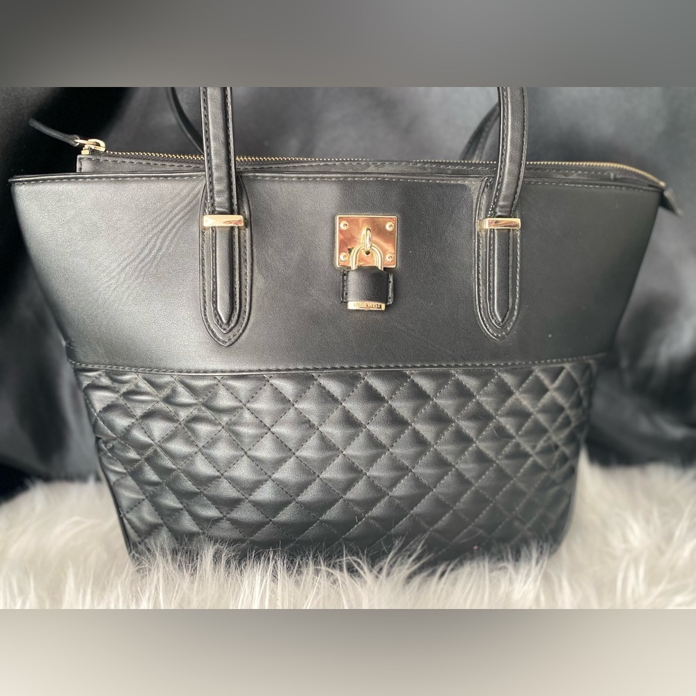 Nine West Quilted Tote Bag w/Lock